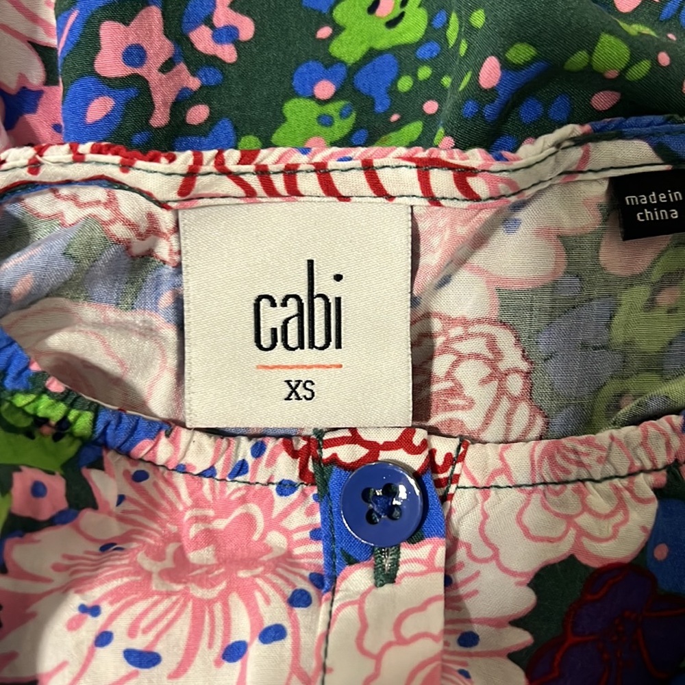 Cabi Tank - Picture 3 of 3